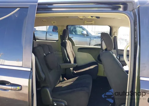 2011 Dodge Grand Caravan Crew z USA, uszkodzony, nr VIN 2D4RN5DG8BR756376